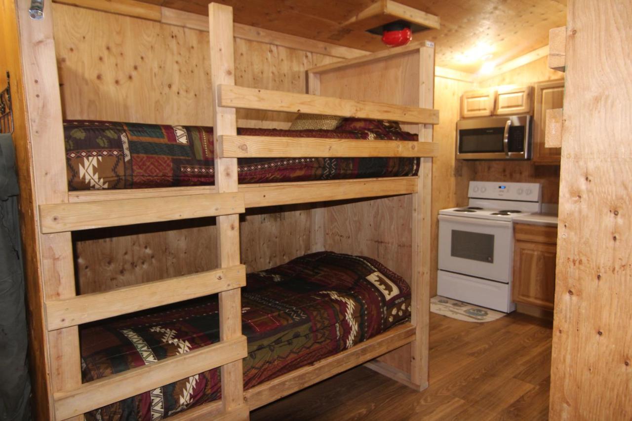 Alaskan Adventure Dry Cabins Pleasant Valley 外观 照片